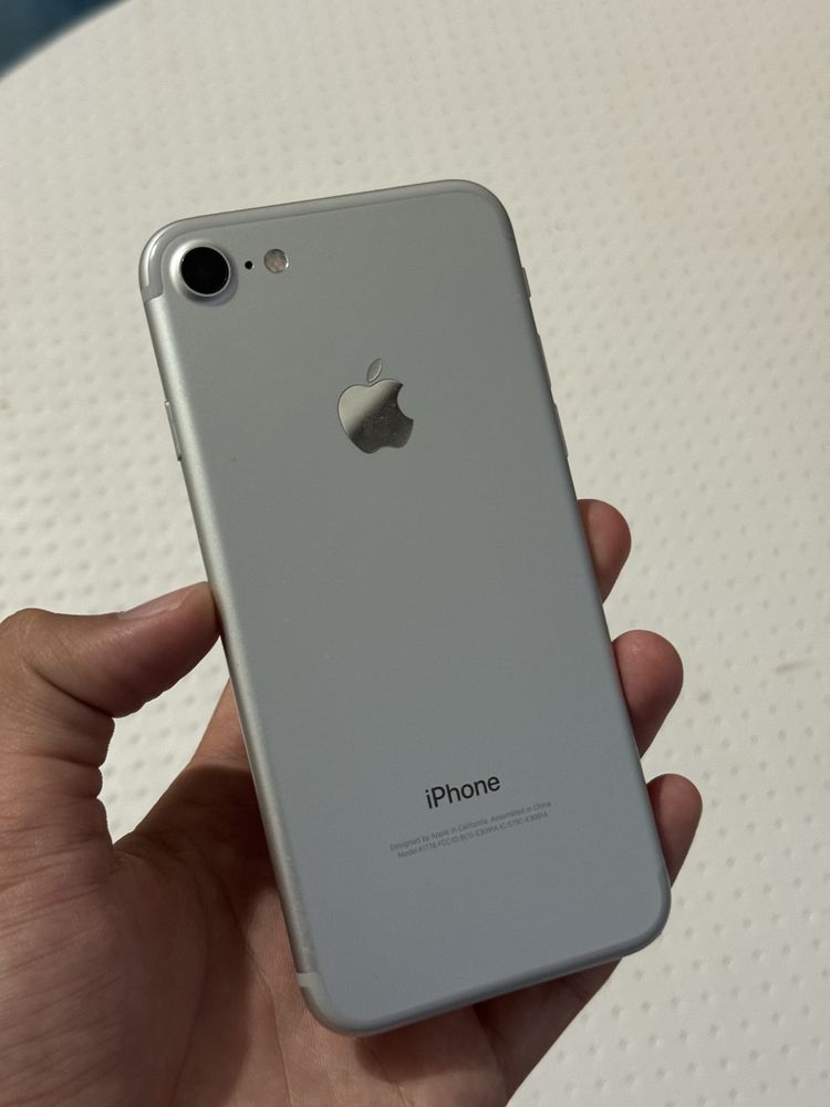 iPhone 7 Айфон 7 32gb продам