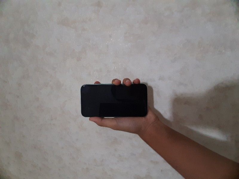 iPhone 11 128 xotira