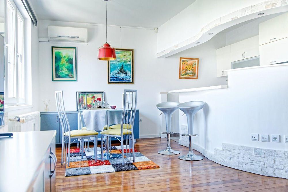 Дава се под наем Двустаен апартамент в София, Център - 62 кв.м за 800 € - Снимка #3