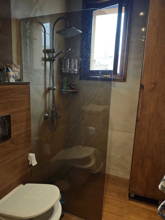 Стационарен параван за баня