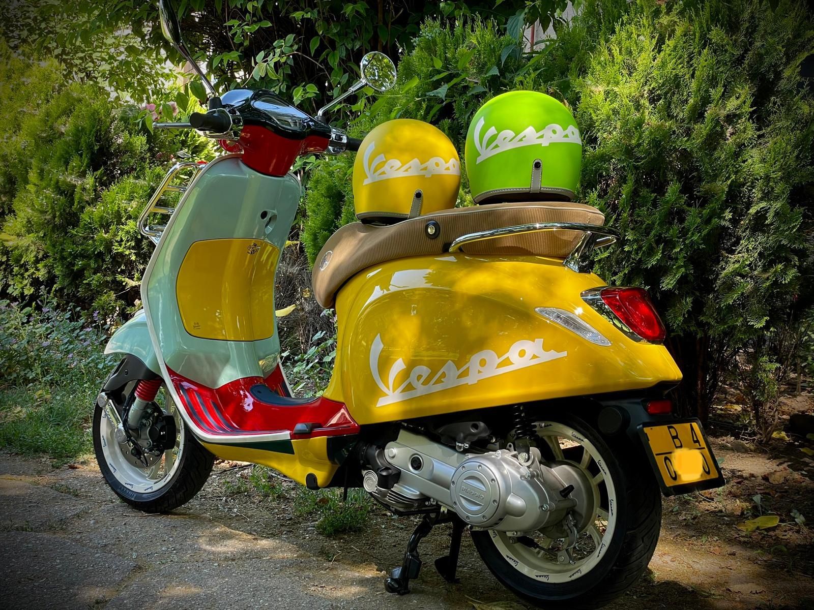 Vespa Primavera Sean Wotherspoon Limited Edition permis B B1 AM 16 ani