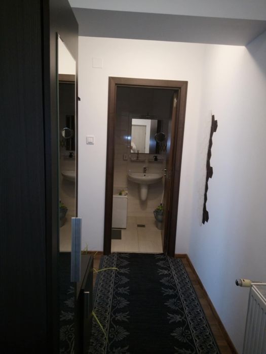 Închiriez garsonieră zona autogară