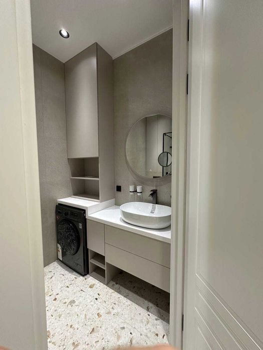 Сдаю СРОЧНО ЖК NRG Ойбек (Шох Мед Центр) ул.Нукус 2-ком 4/9 (Р1)