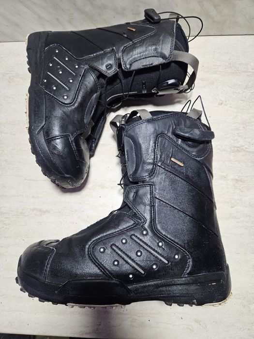 Boots 134 buti placa snowboard  Salomon  mărimea 41  ( 26  cm) .