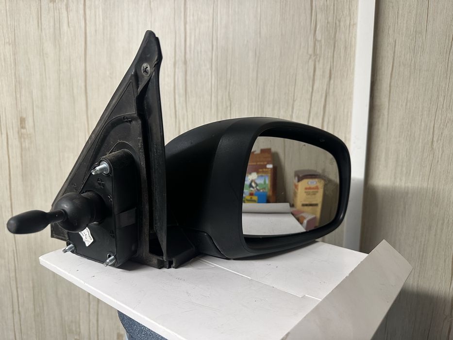 Огледало дясно за Сузуки Суифт 2006-2011г.!