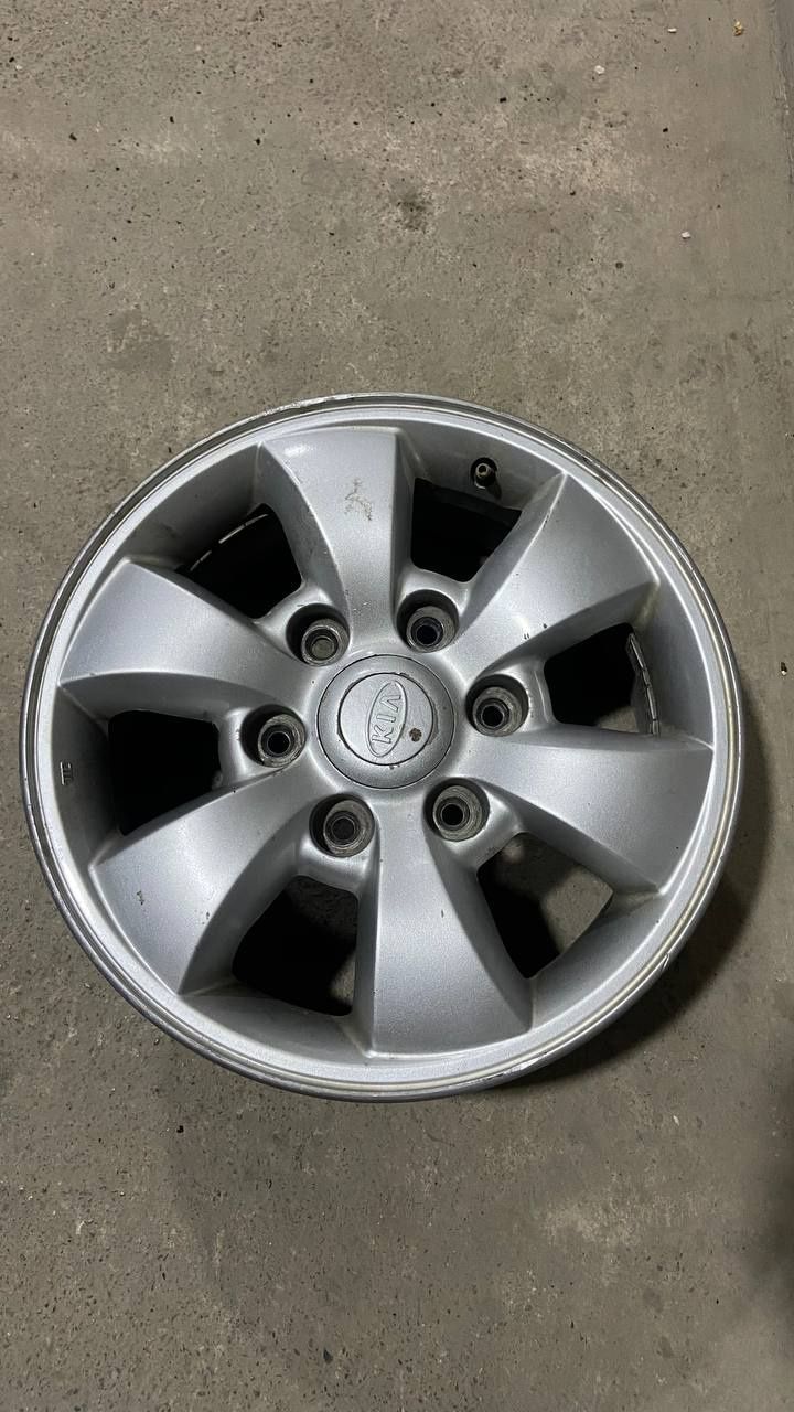 Kia Carnival 16 diska