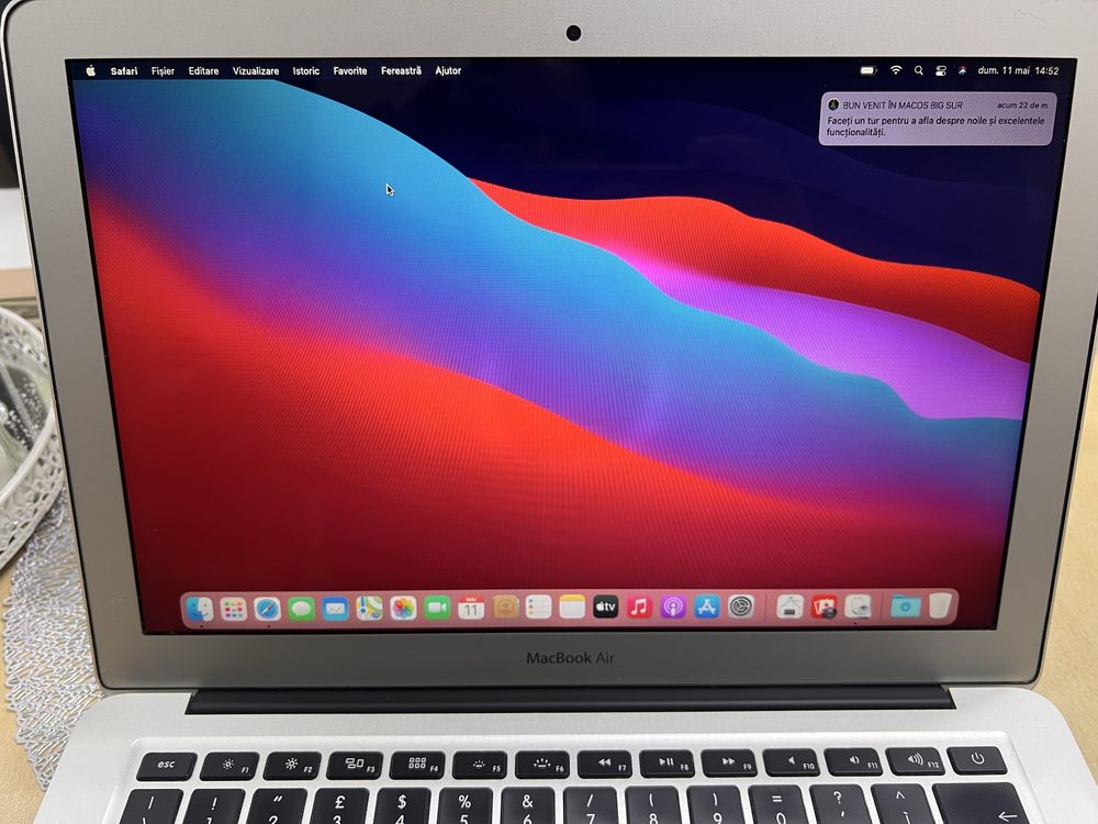 Laptop macbook air 2013. Intel i5