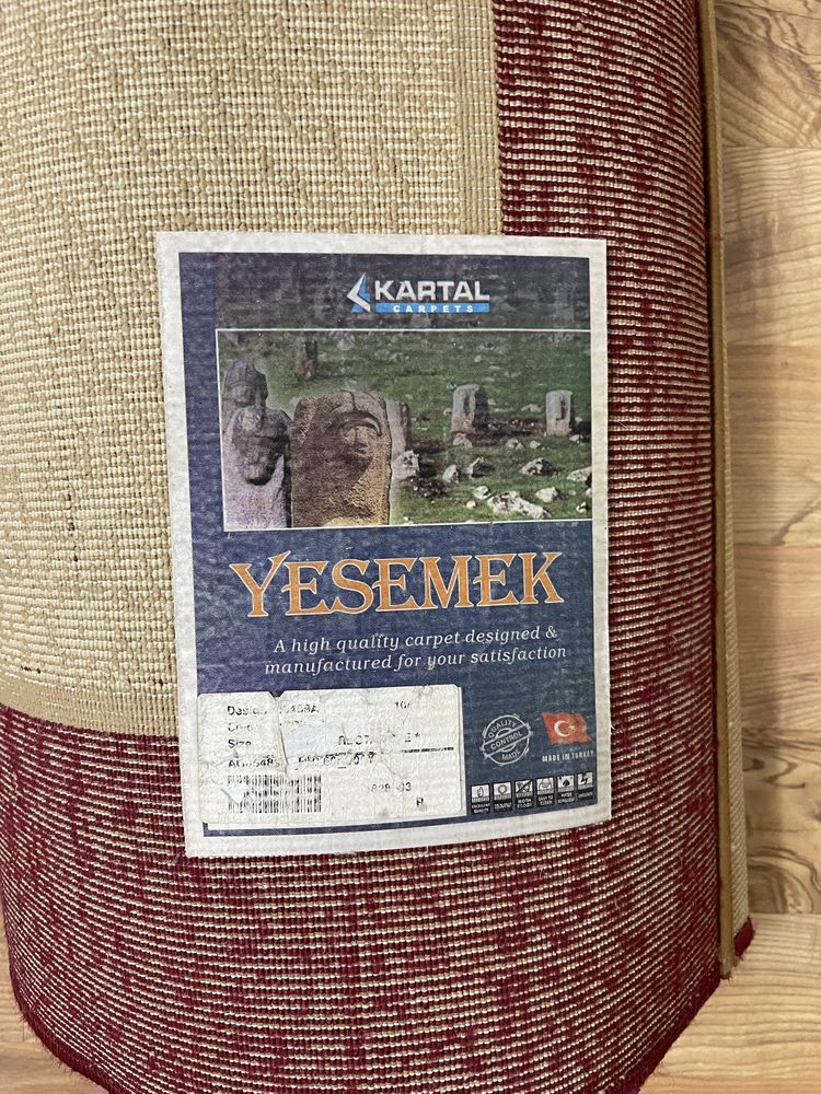 Продам кавер в отличном состоянии недорого