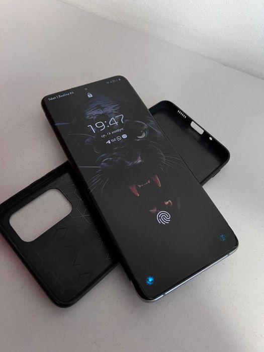 Продам самсунг S 20 плюс 90000 тнг