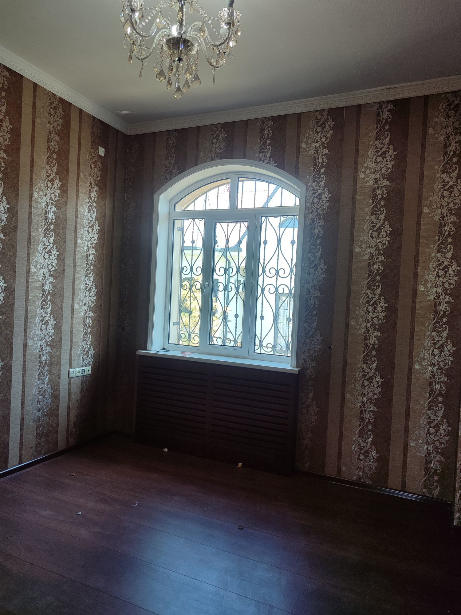 Яккасарайский район Продаётся срочно готовый дом 4,8 соток