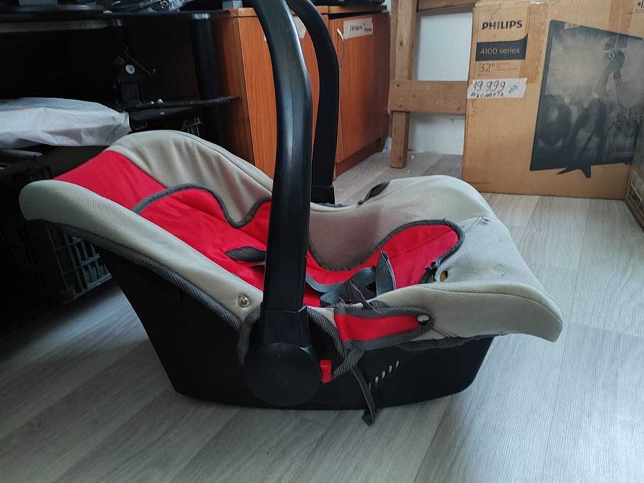 Детское автокресло