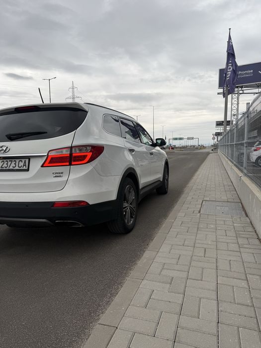 Hyundai Santa fe Grand