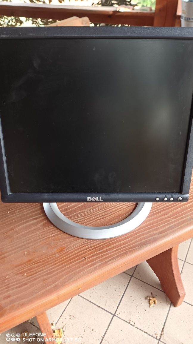 Monitor LCD DELL ultrasharp 1704 FPT