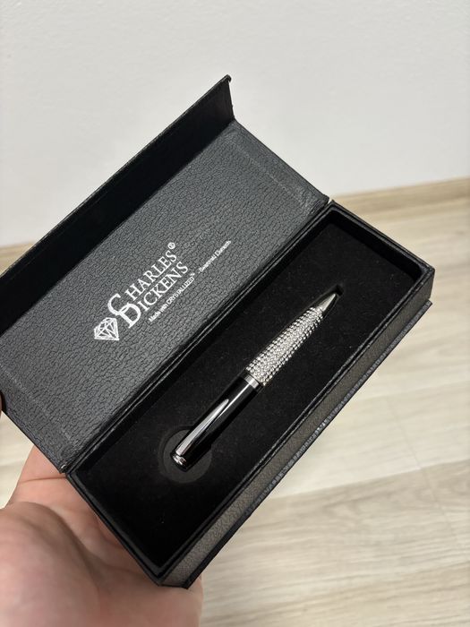 Химикал Charles Dickens