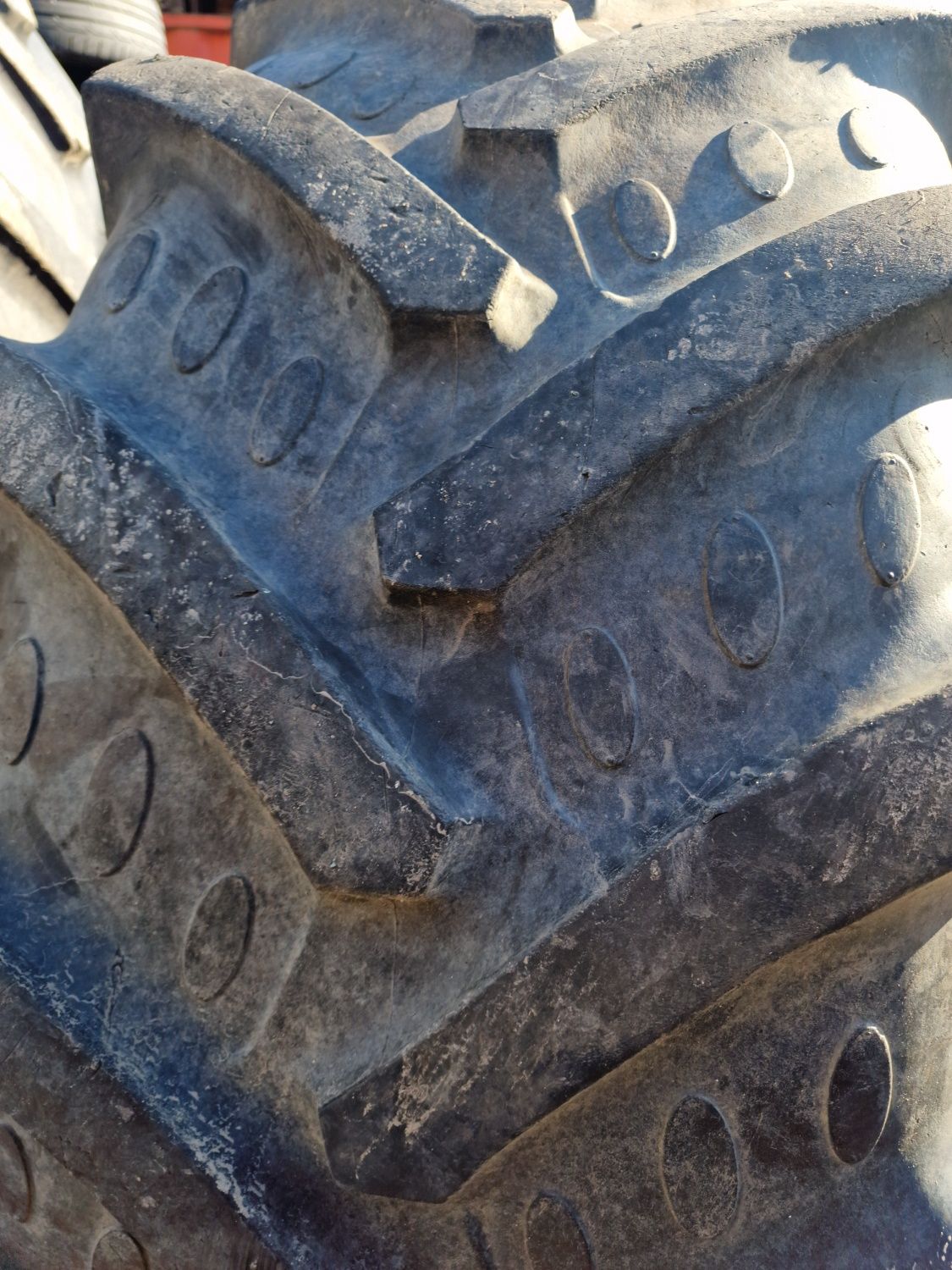 Cauciuc AGRICOL 480/70R24 marca BKT