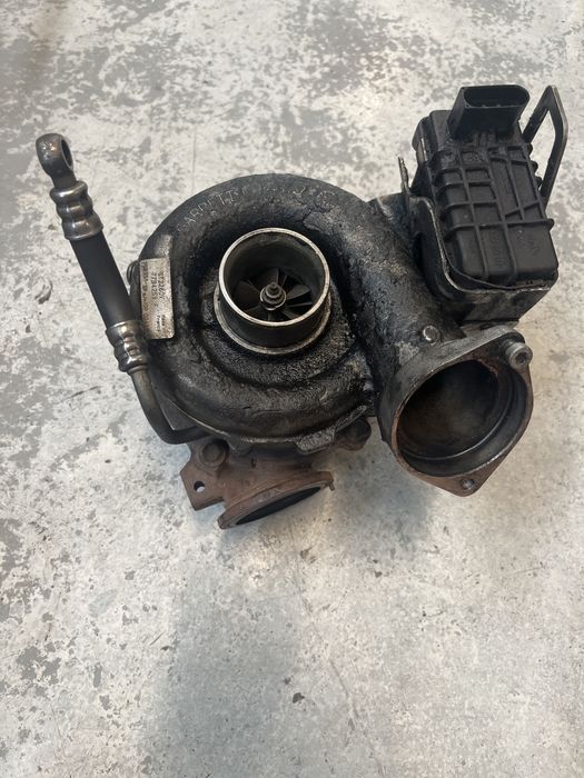 Turbina 3.0 d BMW Seria 7 E65 730d cod 7794259