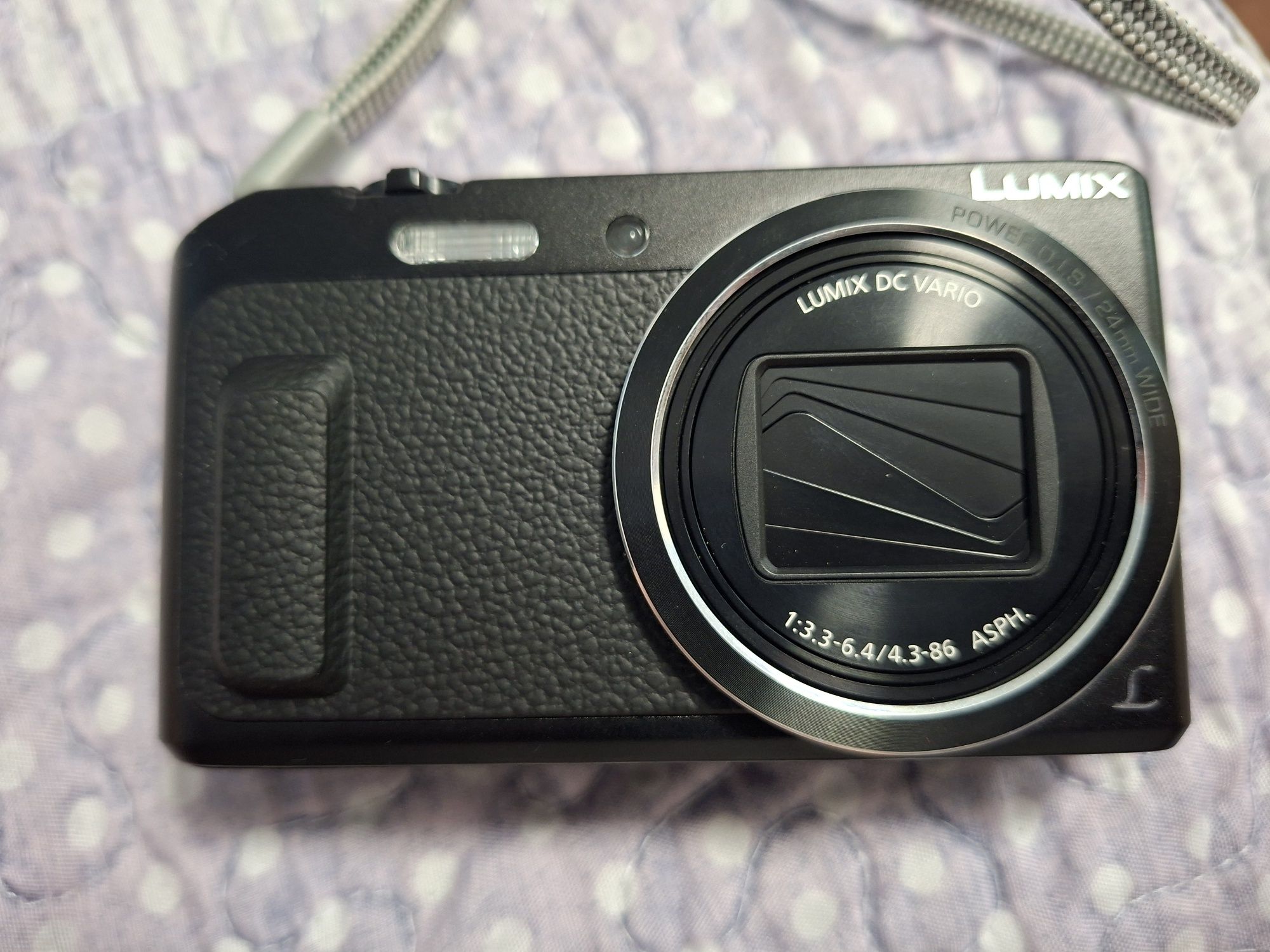 Фотоапарат Panasonic TZ 57 , Wi-Fi + 64GB карта памет