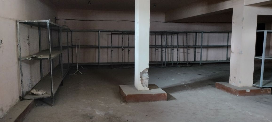 Здание задаётся в аренду. Бино ижарага берилади.