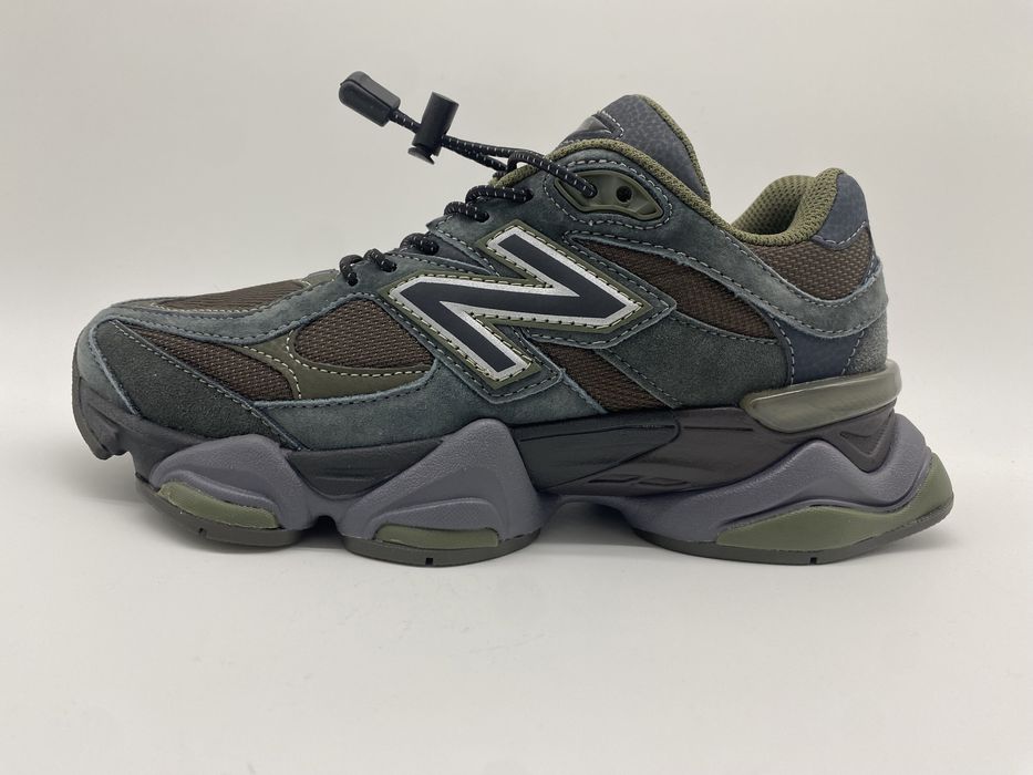 New Balance 9060 Dark Moos