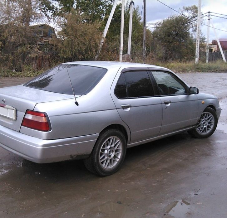 Ниссан Блюберд 1.8 SR18 Авто на разбор