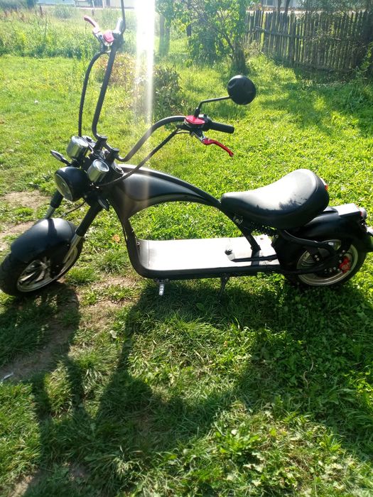 De vânzare scutere electrice