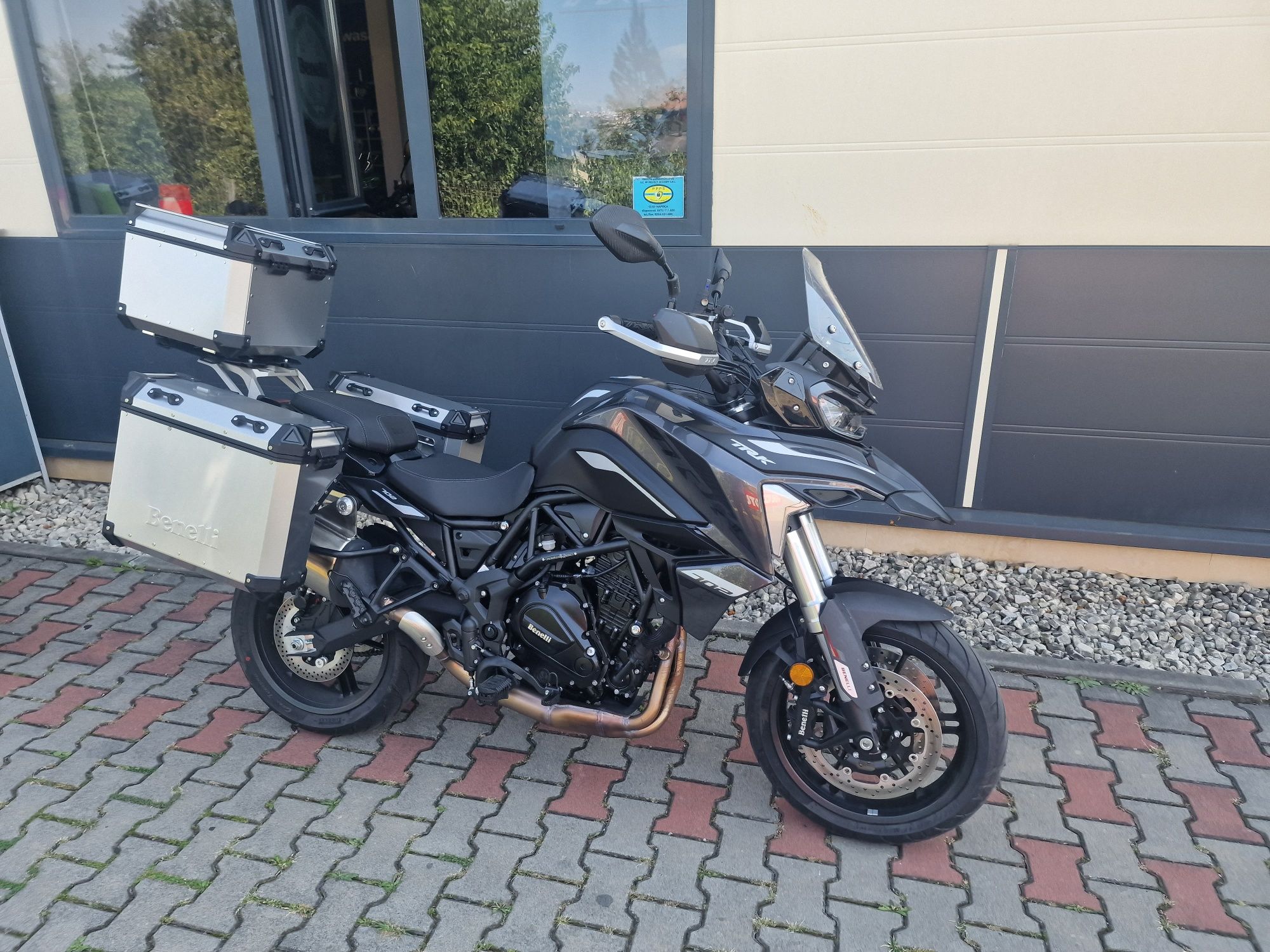 Benelli TRK 702, 2023, garantie - ca nou