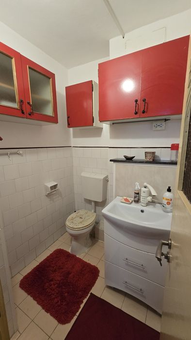 Vând apartament 3 camere Alfa etaj 1
