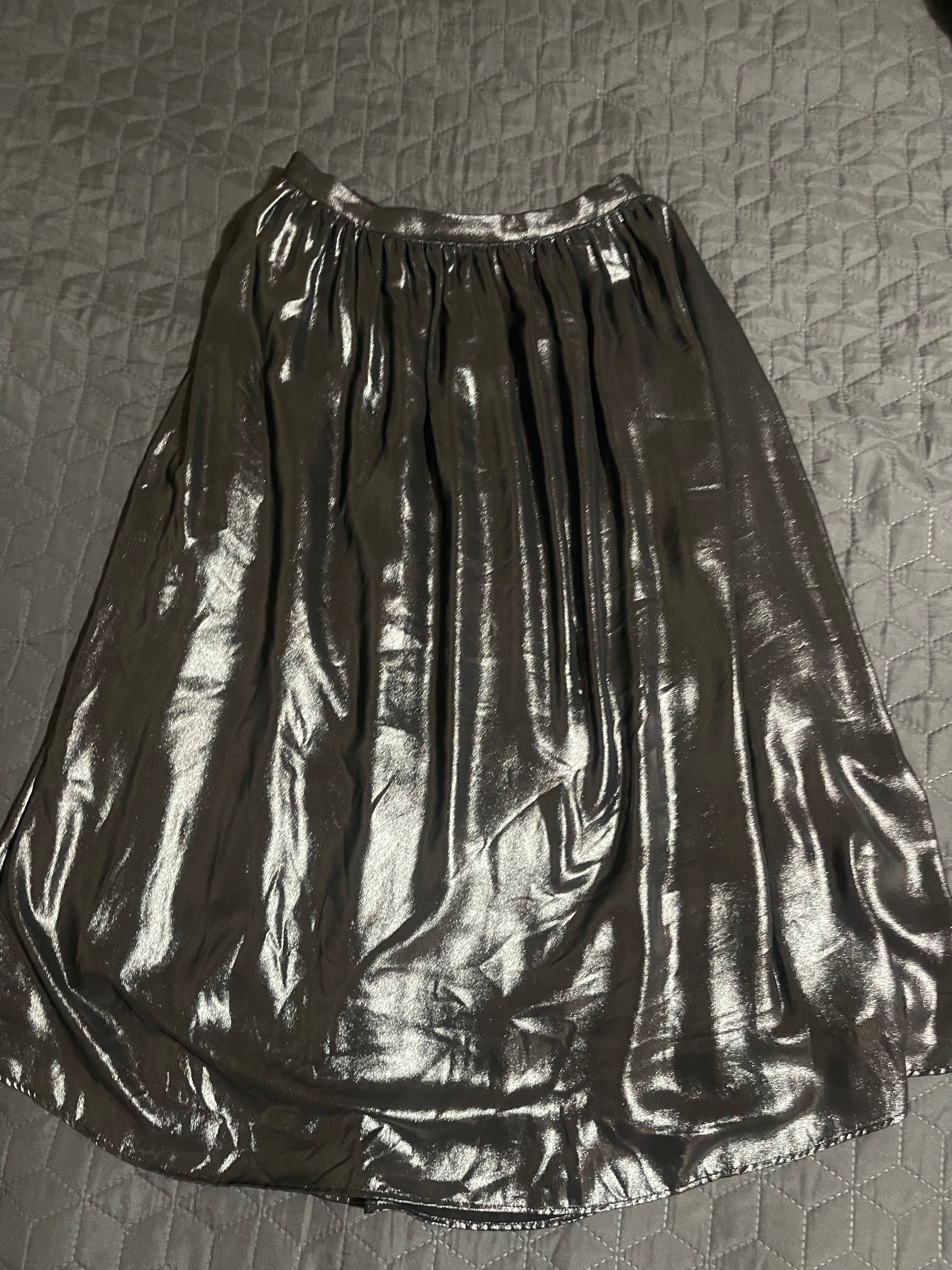 Нова пола Zara размер М