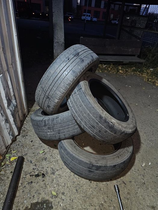 Продам шины бу 185/65/ R15