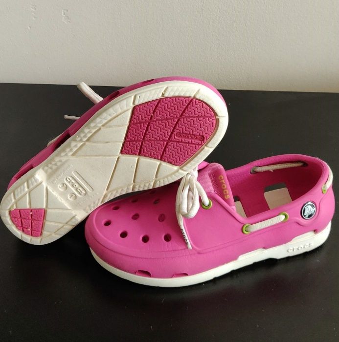 Crocs fetite originali marimea 32-33,Junior 1 in stare excelenta