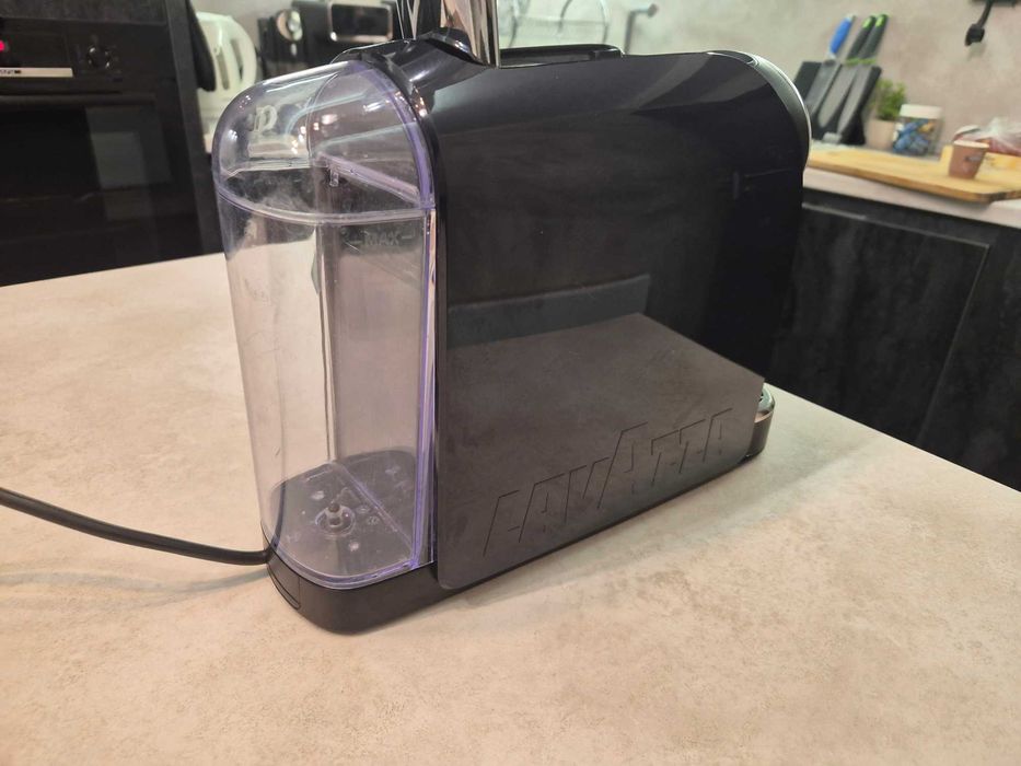 Кафемашина Lavazza Blue Classy Mini за капсули Lavazza Blue