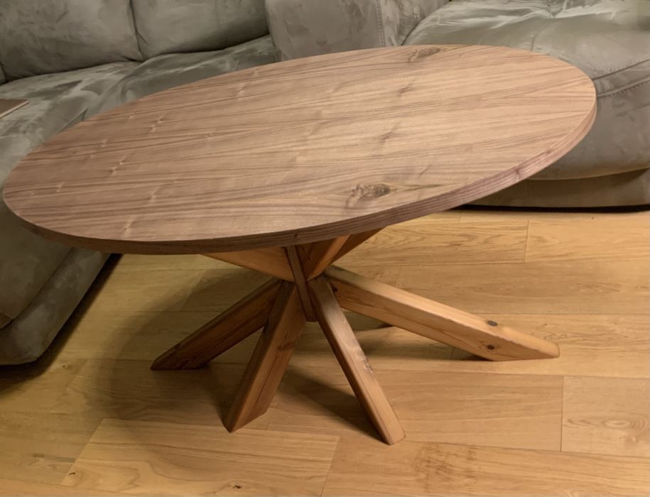 Холна маса от дърво - ръчно изработена