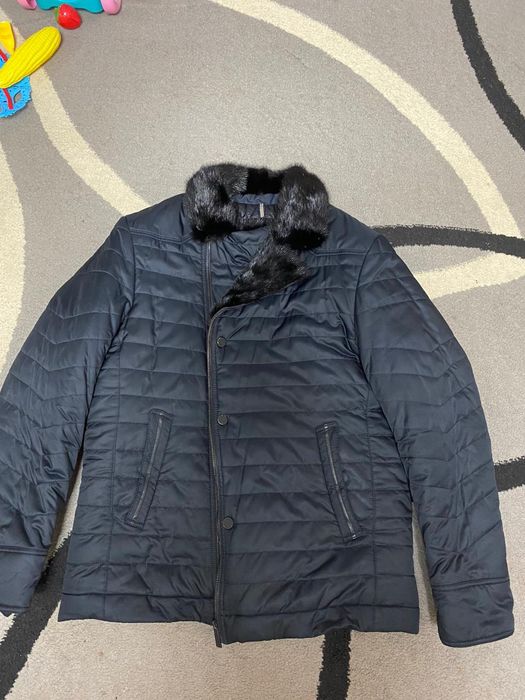 Продам мужскую зимнюю куртку