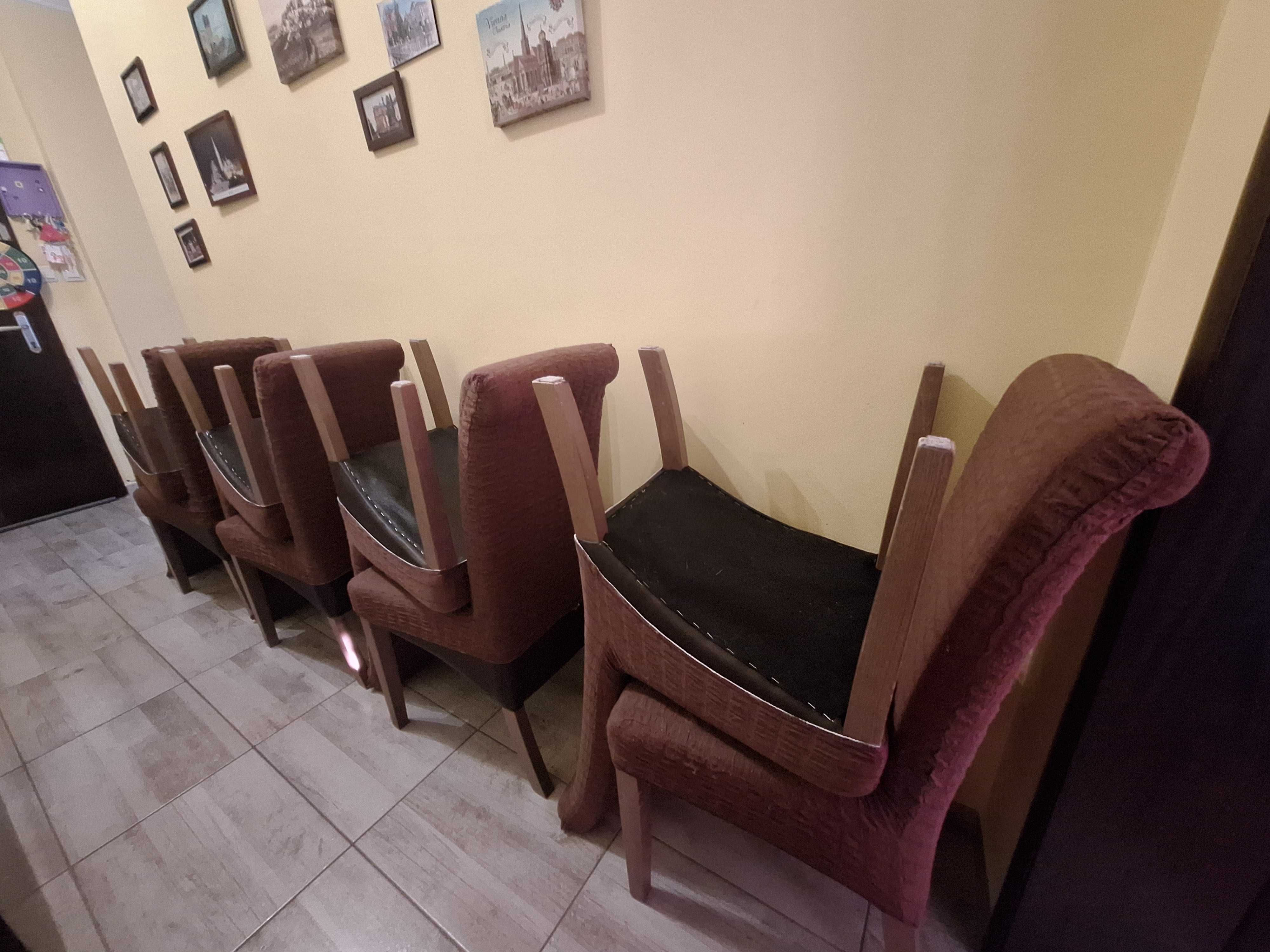 Трапезни столове