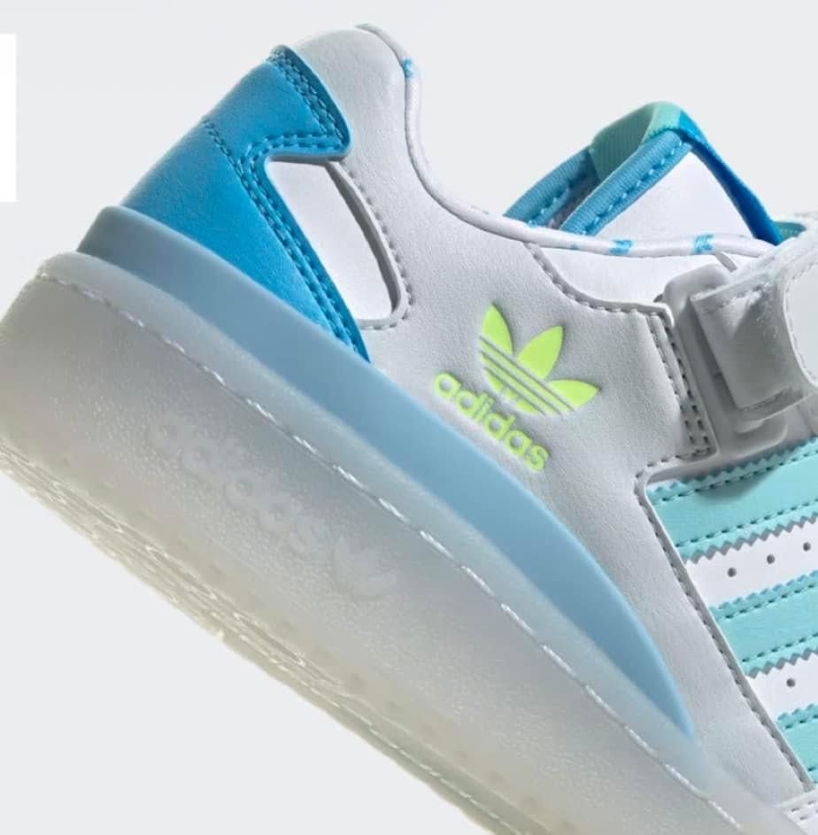 Оригинални кецове на Adidas, размер 38, чисто нови с кутия и етикет