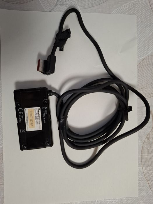 Bluetooth адаптер Pioner ND-BT1 свален от Saab 93
