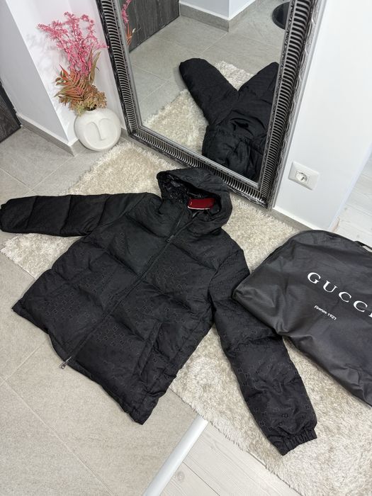 Geaca de iarna Gucci cu puf natural colectie noua