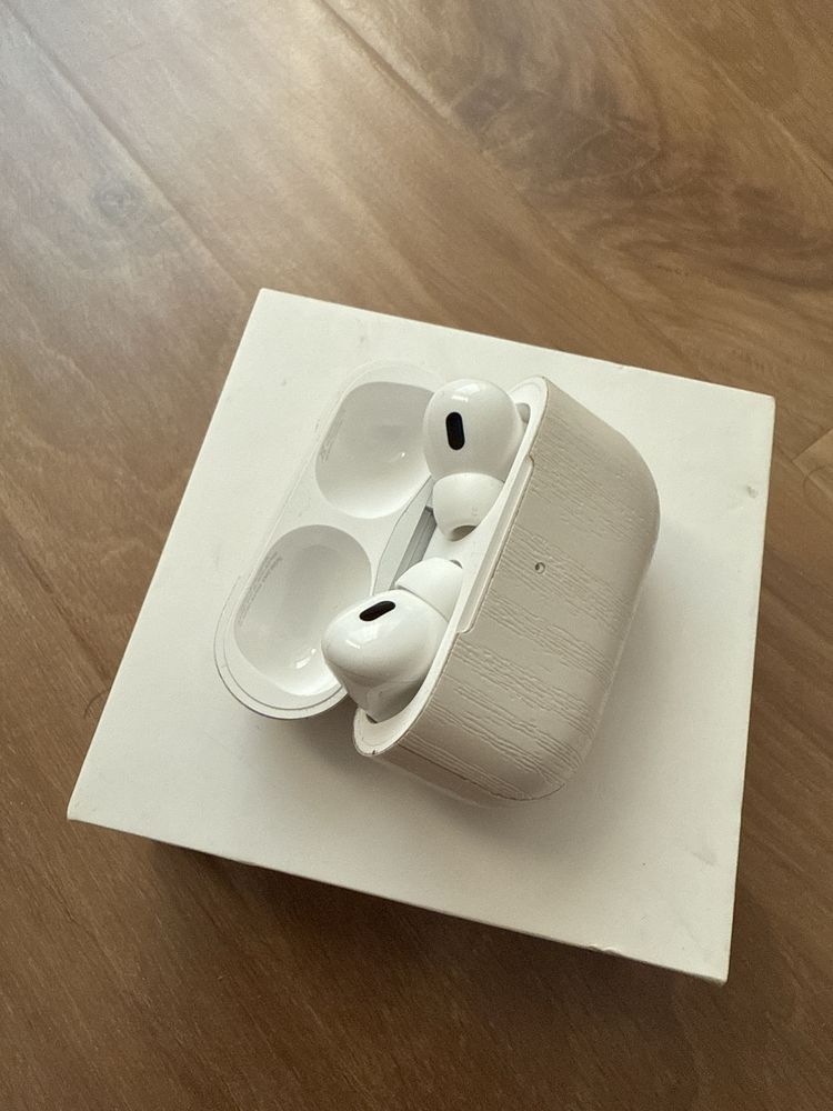 Airpods pro 2 gen оригинал (lightning)