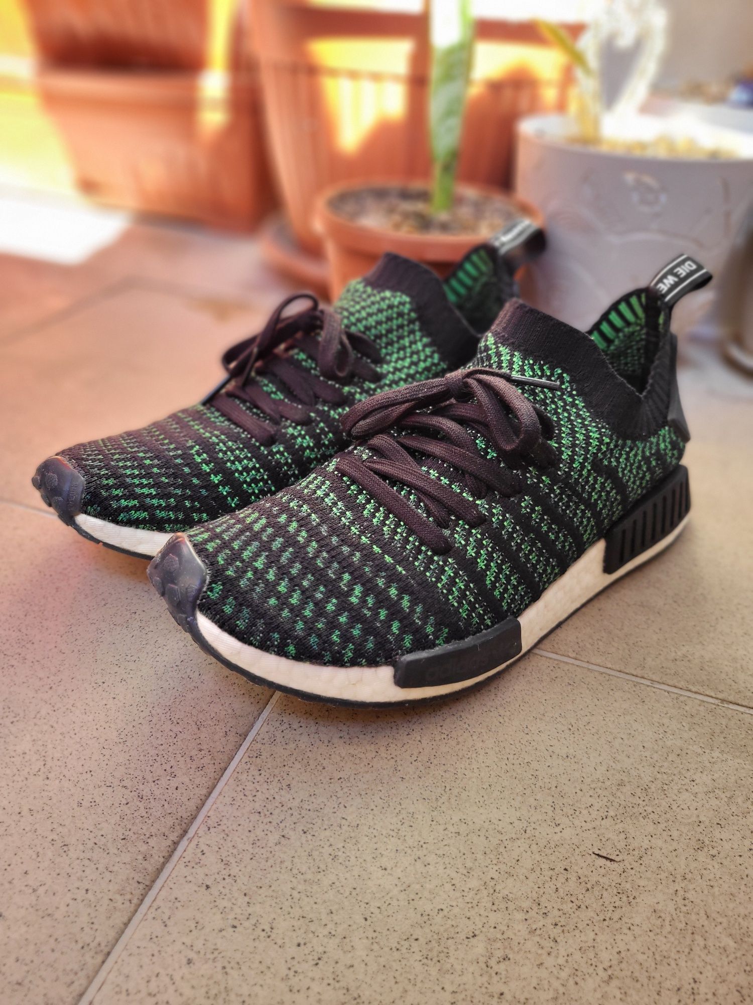 Adidas NMD R1 STLT