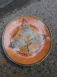 Farfurie din ceramică