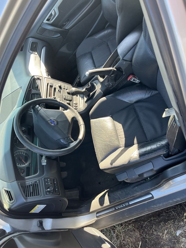 Volvo S60 D5 на части