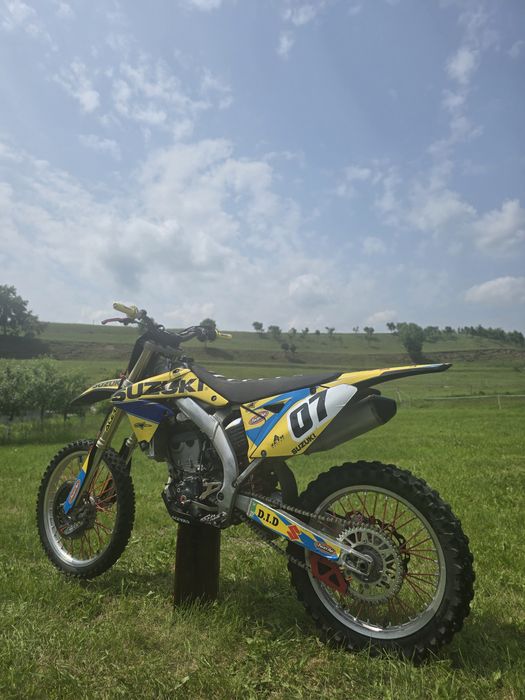 Suzuki RMZ 250 anul 2014
