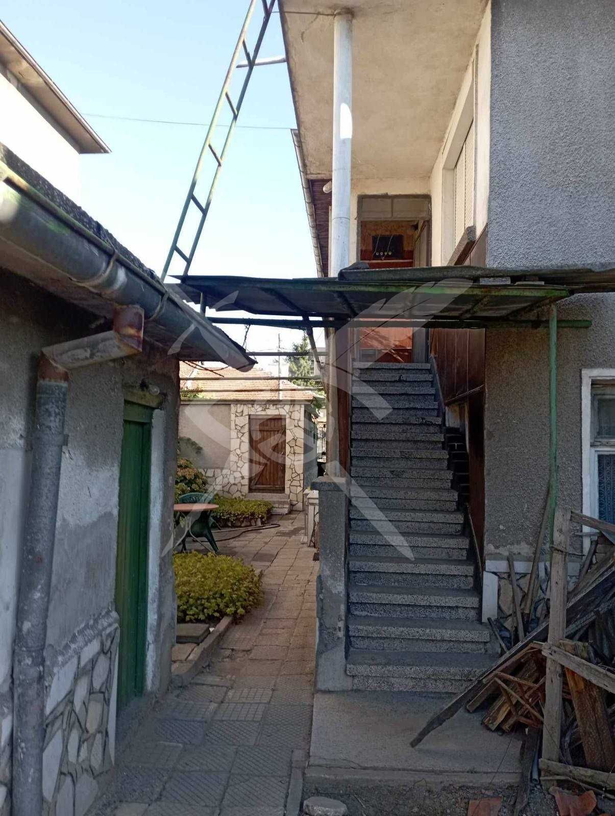 Къща в Стамболийски!