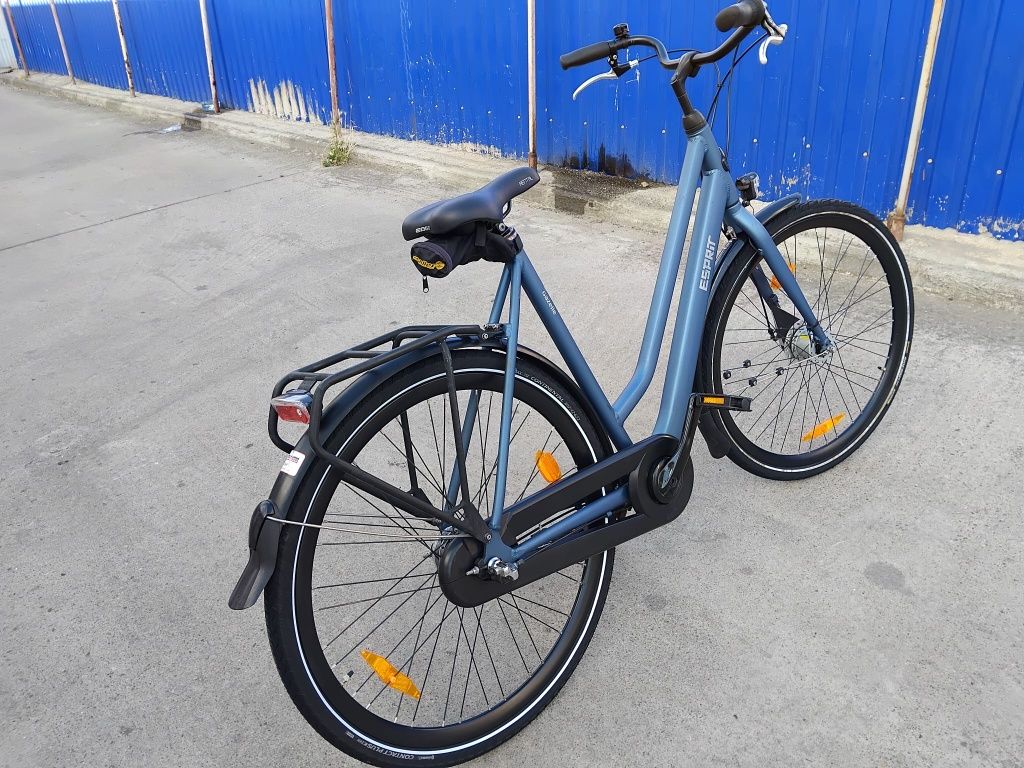 Vând bicicleta gazele din aluminiu pentru damă