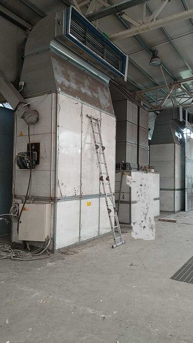 CABINA DE VOPSIT industriala pt autobuze, camioane; stare foarte buna