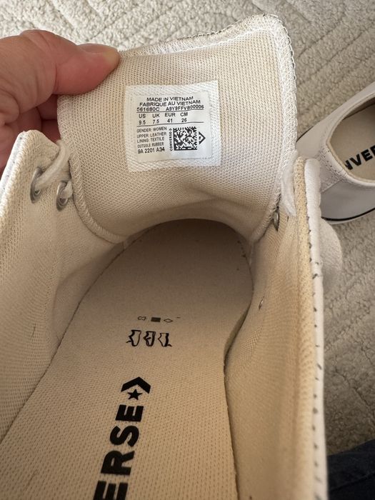 Converse All Star din piele