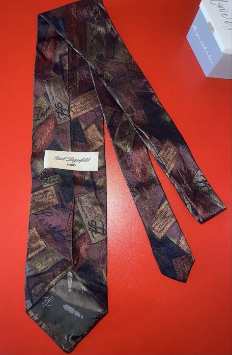 Cravate Vintage Karl Lagerfield,Armani,Versace