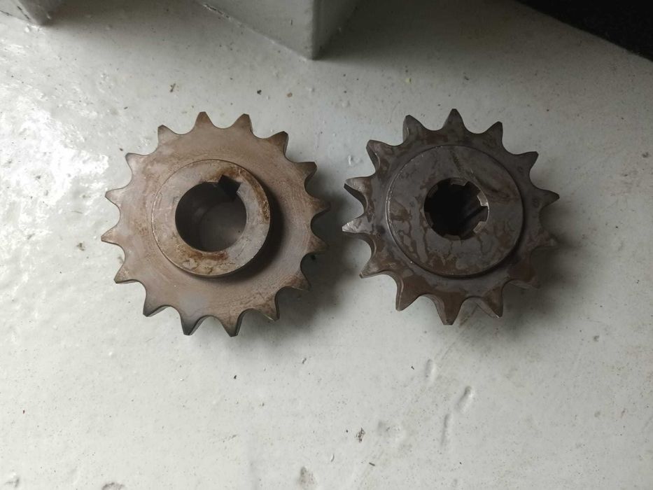 Pinion troliu Z-14/Z16 , cu canal de pana/nuturi