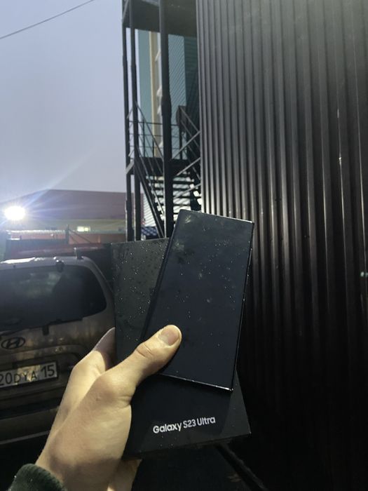 Продам самсунг с23 ультра 256