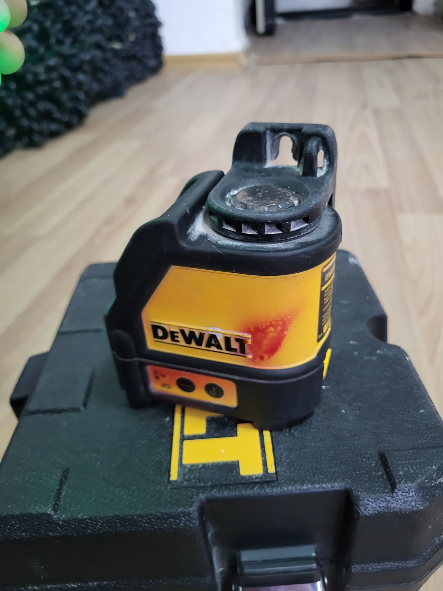 Dewalt 088CG laser liniar în cruce Raza verde